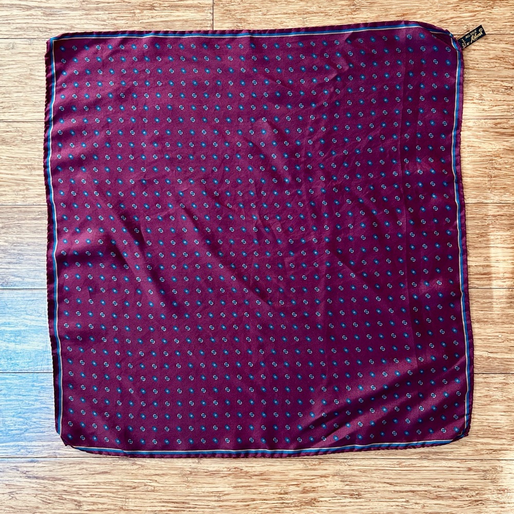 Ashear Vintage Pocket Square Scarf 100% Silk, Hand Rolled, 18.5" Made in Italy - Picture 10 of 16